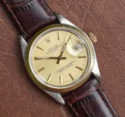 VINTAGE ROLEX 1501 GOLD BEZEL OYSTER PERPETUAL DATE AUTOMATIC WATCH 1974