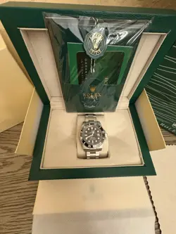 ROLEX SUBMARINER 124060 STAINLESS STEEL MEN’S WATCH!