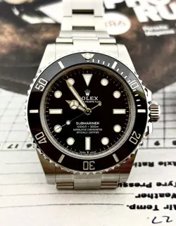 ROLEX SUBMARINER (NO DATE) 124060 41MM COMPLETE SET 2021