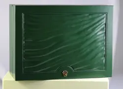 GREEN WATCH BOX