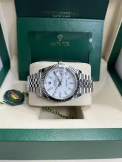 UNWORN 126334