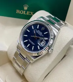 Wavy blue date just rolex, worn twice, with receipt and papers