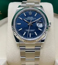 Wavy blue date just rolex, worn twice, with receipt and papers