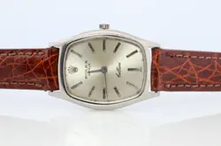 18K ROLEX WATCH.