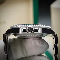 OYSTERSTEEL BLACK DIAL