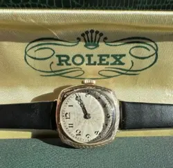 1930S ROLEX SOLID GOLD LADIES WATCH & BOX LADIES VINTAGE WATCH