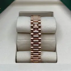 BEZEL ROSE