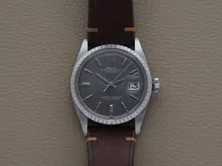 ROLEX DATEJUST 1603 GREY LAVENDER DIAL 1966 36MM ON WRISTWATCHME LEATHER BAND