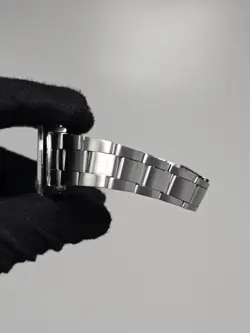 6694 SILVER OYSTER