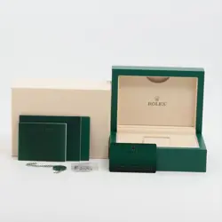 GREEN SUBMARINER 126610LV