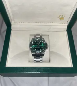 GREEN BEZEL