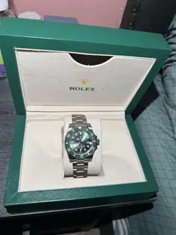 Rolex Submariner 116610LV Silver Oyster Bracelet with Green Bezel