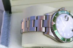 ROLEX 16610LV SUBMARINER GREEN ANNIVERSARY 50TH V NIB