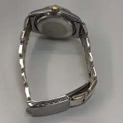 6827