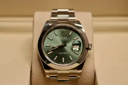 ROLEX DATEJUST 41 – REF. 126300 | GREEN DIAL | APRIL 2025 | FULL SET