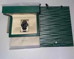ROLEX SUBMARINER BLACK. BARELY USED.