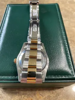 WATCH 15203