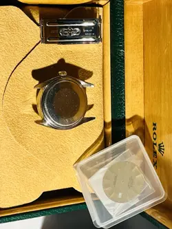 WRISTWATCH 16013
