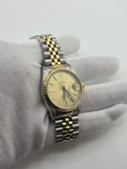 FLUTED BEZEL WATCH