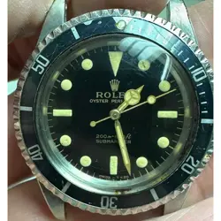 GLOSSY GILT