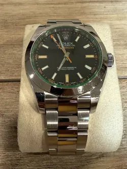 ROLEX ♛ MILGAUSS Green Sapphire Black Dial 40mm 116400GV FullSet Box&Papers&Tags