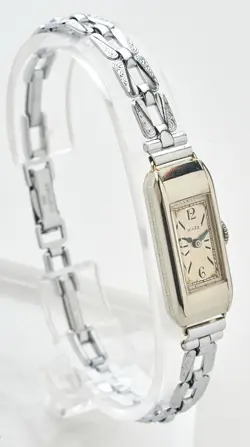 RARE 18K