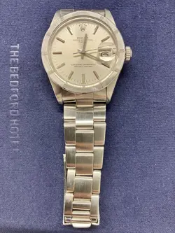 ROLEX OYSTER PERPETUAL DATE CHRONOMETER 1501 ENGINE-TURNED BEZEL SILVER W/BOX