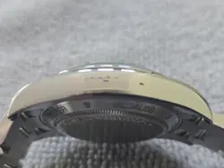 WITH SMOOTH BEZEL