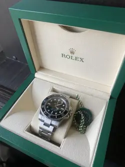 ROLEX SUBMARINER (NO DATE) BLACK DIAL CERAMIC BEZEL STAINLESS STEEL 40MM 114060