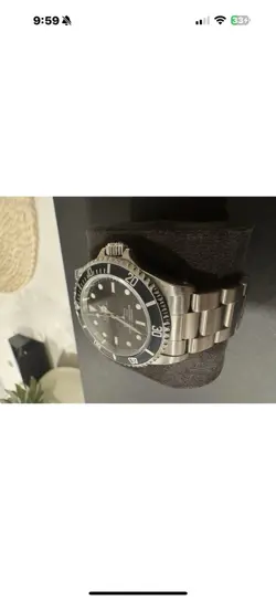 REHAUT BLACK DIAL