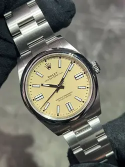 ROLEX OYSTER PERPETUAL 134300 TO211436