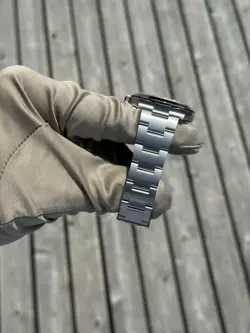 EXPLORER 40 BLACK