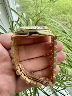 DAY-DATE 36MM 18238