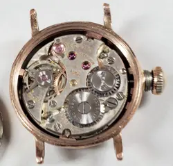 FILLED WRIST WATCH