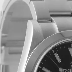 MODEL WHITE 369