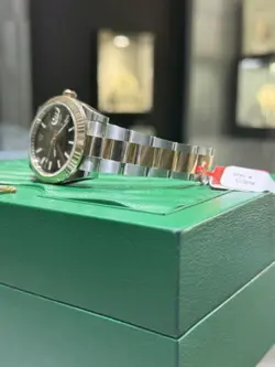 BEZEL CHOCOLATE DIAL