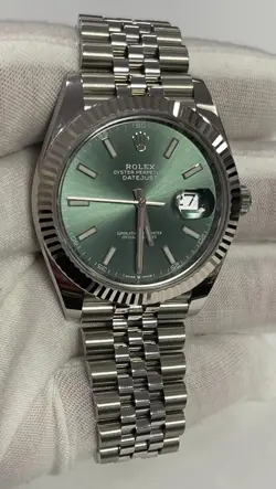 ROLEX 126334 DATEJUST MINT GREEN DIAL 18K GOLD FLUTED BEZEL 41MM AUTOMATIC WATCH