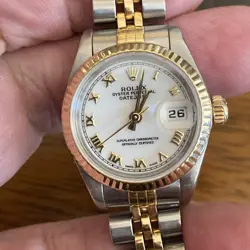 ROLEX DATEJUST 69173 GOLD AND STAINLESS JUBILEE BRACELET WITH WHITE ROMAN DIAL