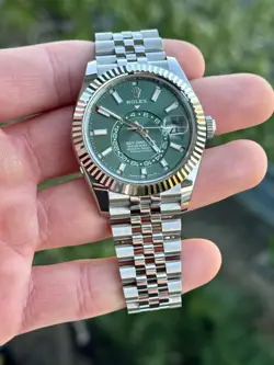 DWELLER GREEN DIAL