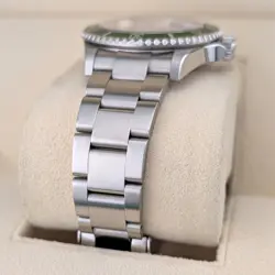 Rolex 16610LV Submariner Date Kermit 40mm 2006 Box & Papers