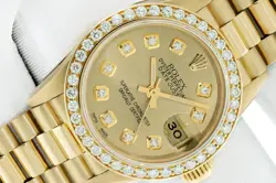 GOLD QUICK-SET WATCH