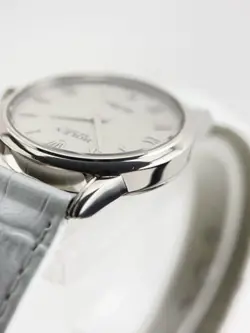 WATCH 6111