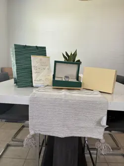 ROLEX OYSTER PERPETUAL DATEJUST WATCH WITH BOX