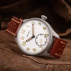 DIAL LUXURY WRISTWATCH