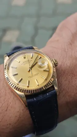 CUSTOM GOLD CASE
