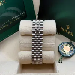 GRAY DIAMOND DIAL