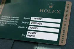 16610LV GREEN SUBMARINER