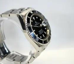 SUBMARINER AUTOMATIC DATE