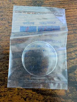 ROLEX TUDOR - NOS ORIGINAL OYSTER PLASTIC CRYSTAL NO CYCLOPS WINDOW - PART 28.4