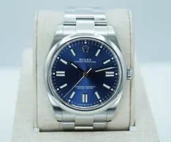 ROLEX 124300 OYSTER PERPETUAL 41 BLUE DIAL 2025 WARRANTY FULL SET